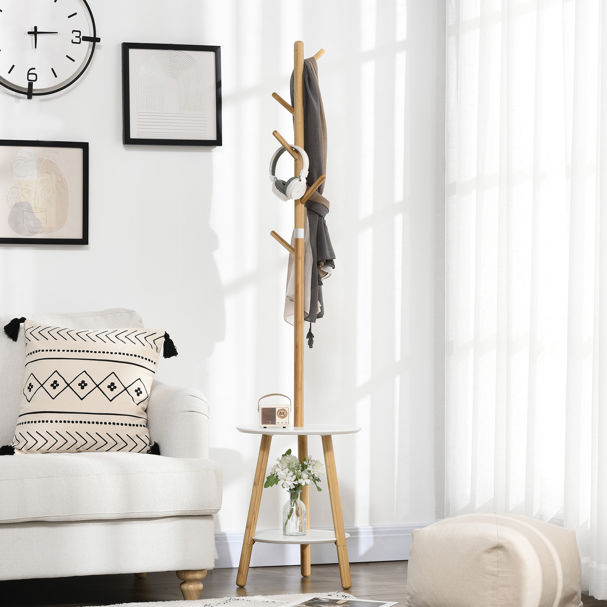 Garderobenständer mit Beistelltisch im Skandi-Design, 5 Kleiderhaken, 39, 5 cm x 39,5 cm x 171 cm, Natur + Weiß
