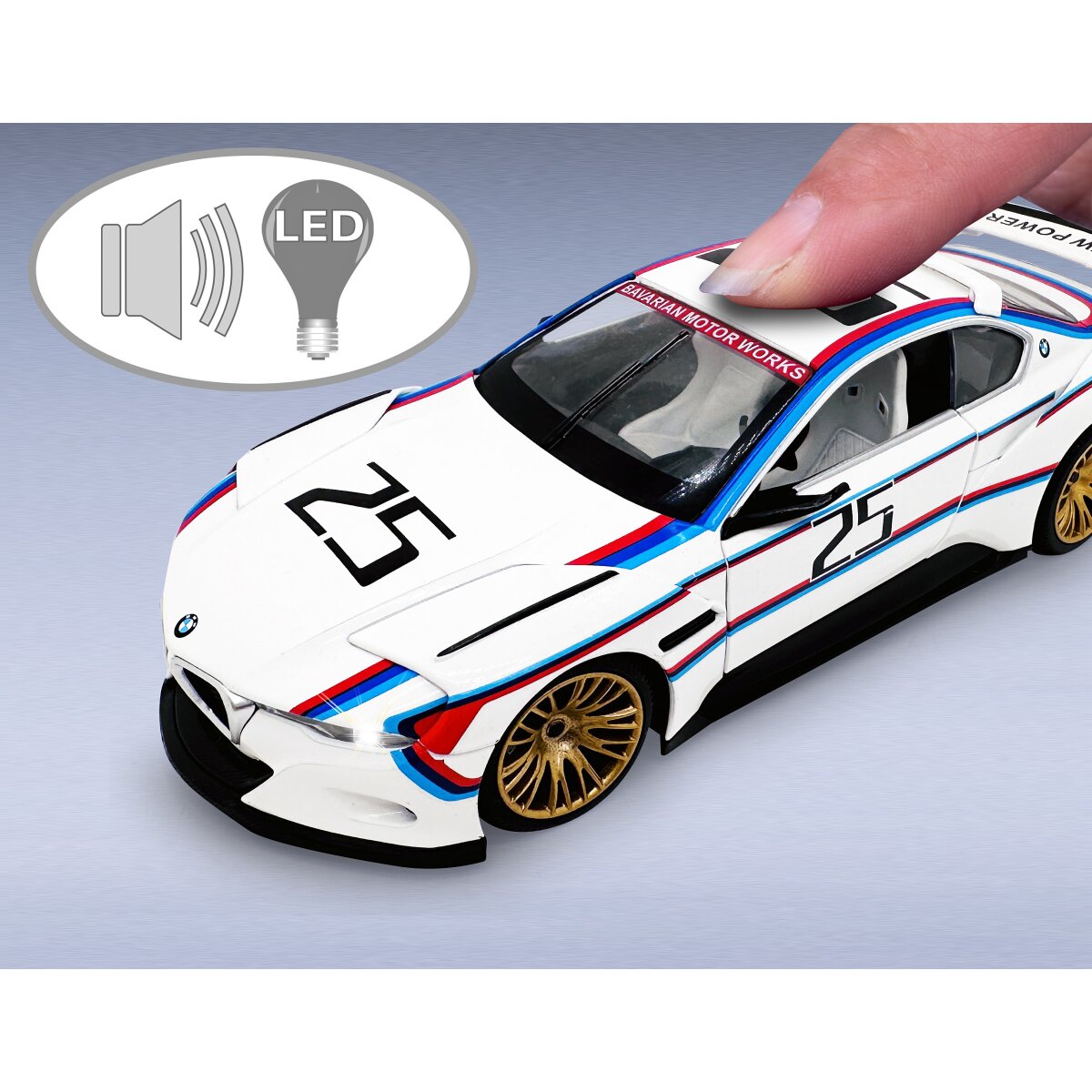 BMW 3.0 CSL Hommage R Diecast 1:24 weiß inkl. Knopfzellen