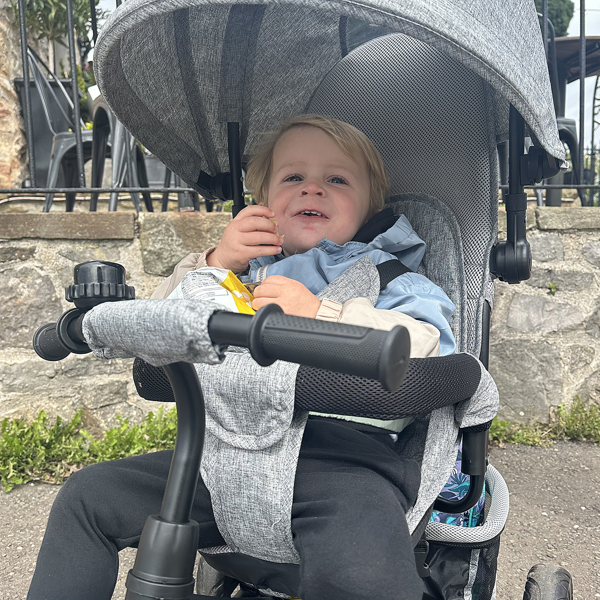 Kinder-Dreirad, Kinderfahrrad, Rückenkorb, Becherhalter, Sonnendach, Metall, Grau