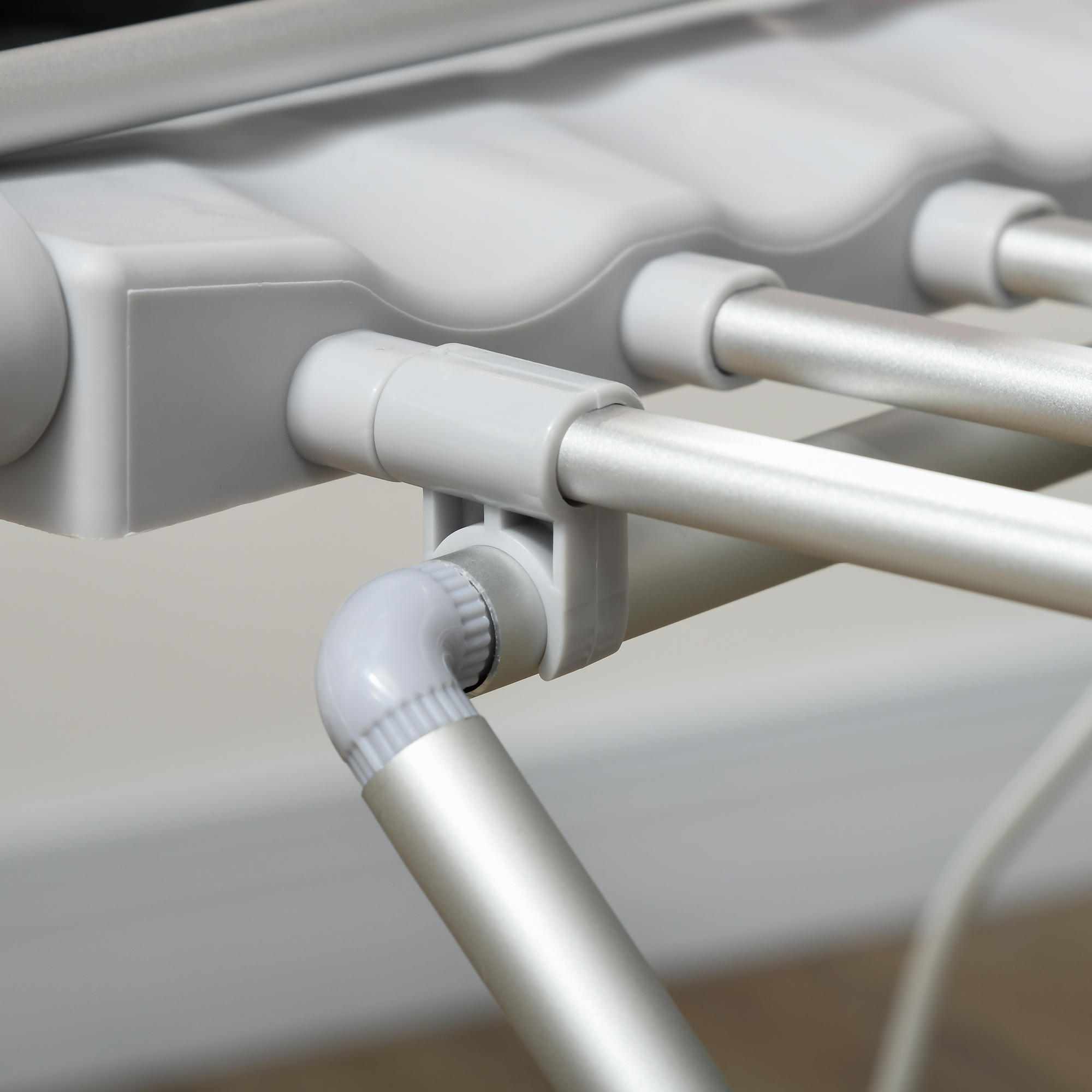 Wäscheständer mit Heizfunktion, 45-55 ?, zusammenklappbar, 144L x 53B x 96H cm