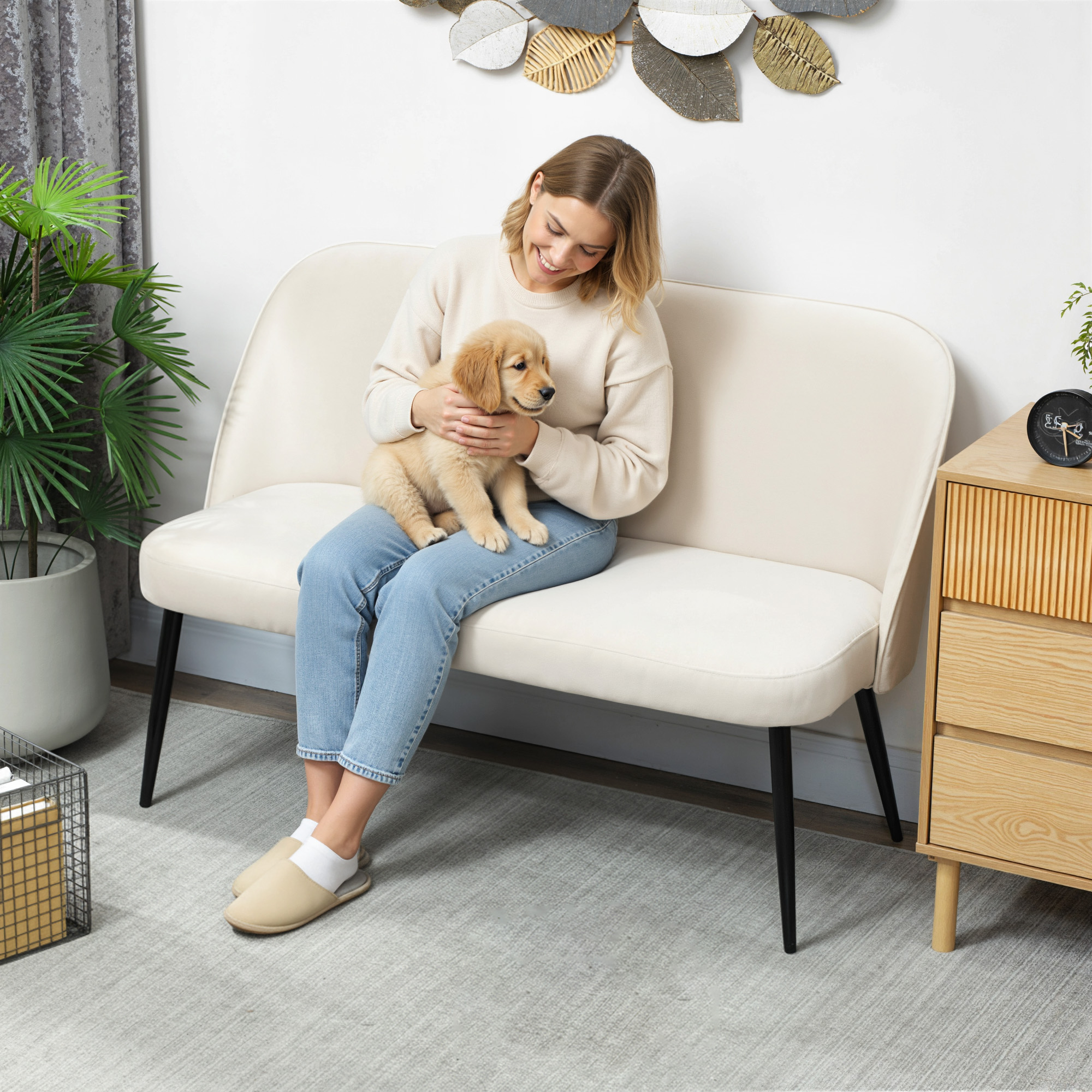 2-Sitzer-Sofa, moderne Polstercouch mit Metall- und Holzrahmen, samtartiger Stoffbezug, Beige