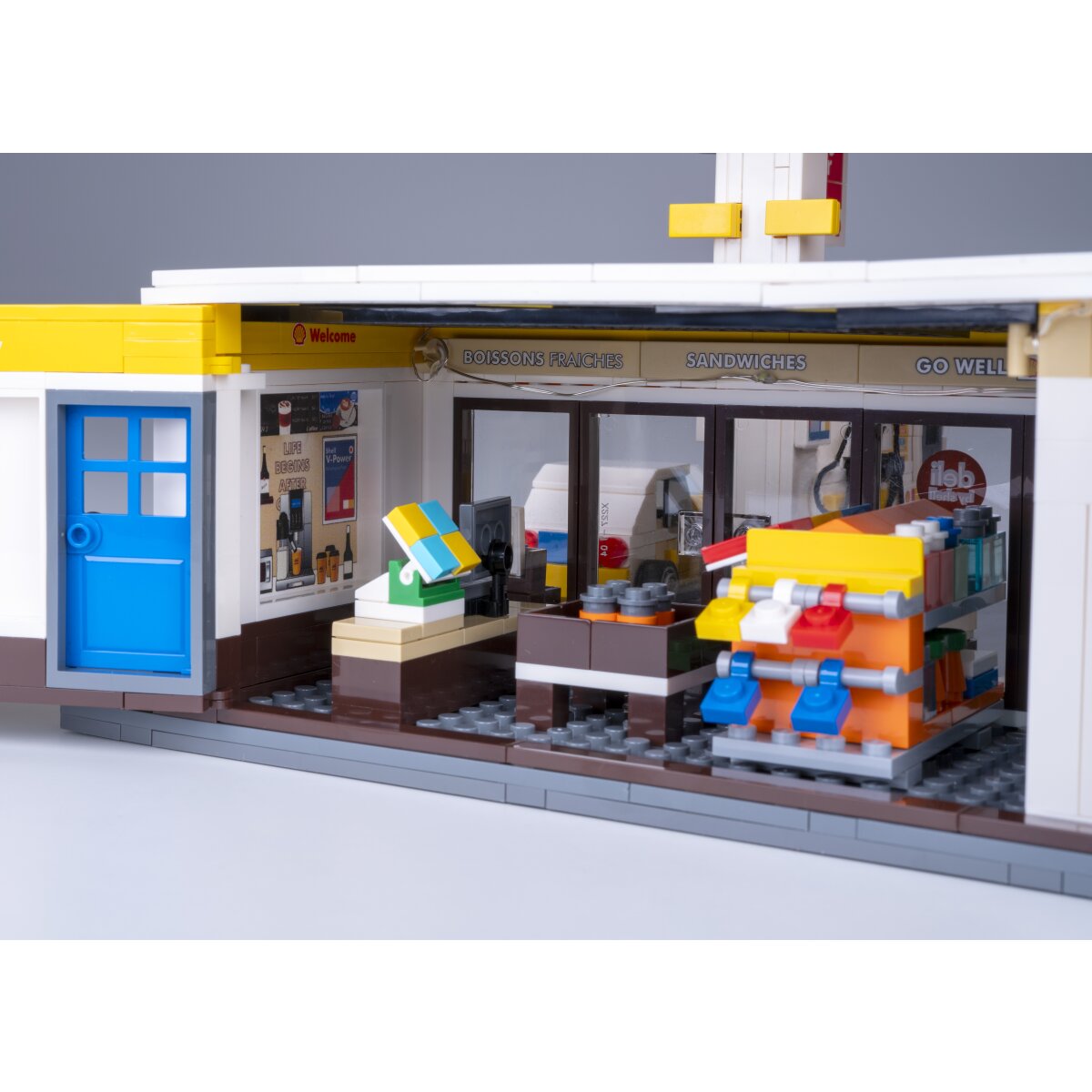 CaDA Shell Tankstelle mit Shop und Waschanlage Bricks