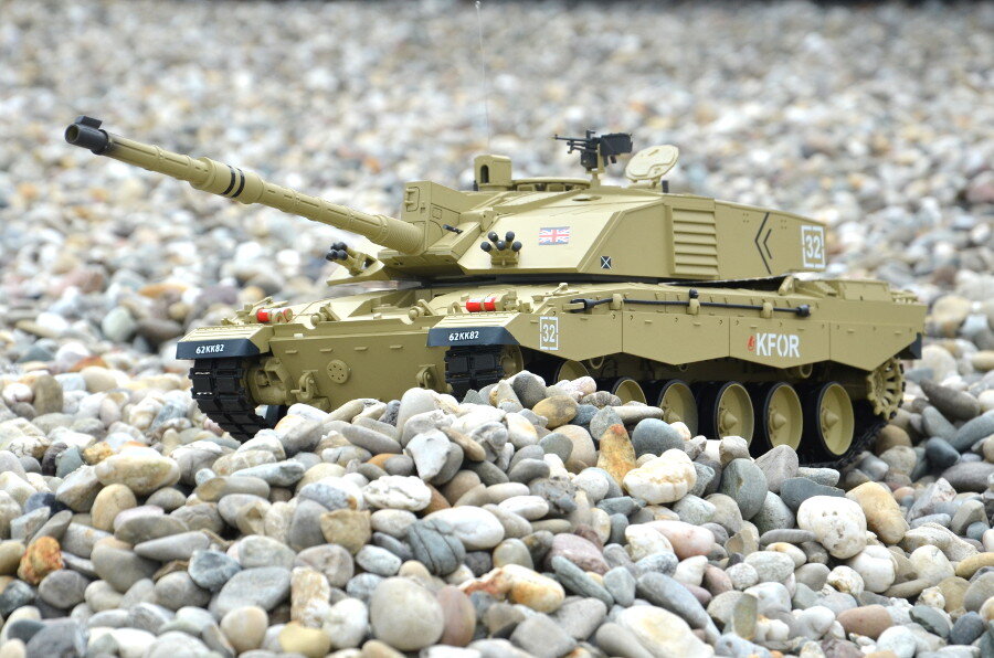 RC Panzer "Challenger 2"  - Metallgetriebe